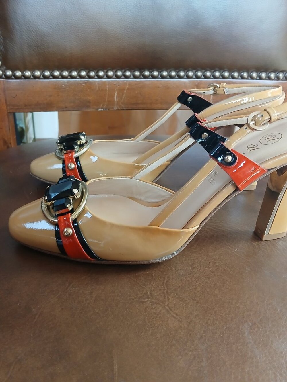 Sleek all leather imported Womens pumps for your closet!